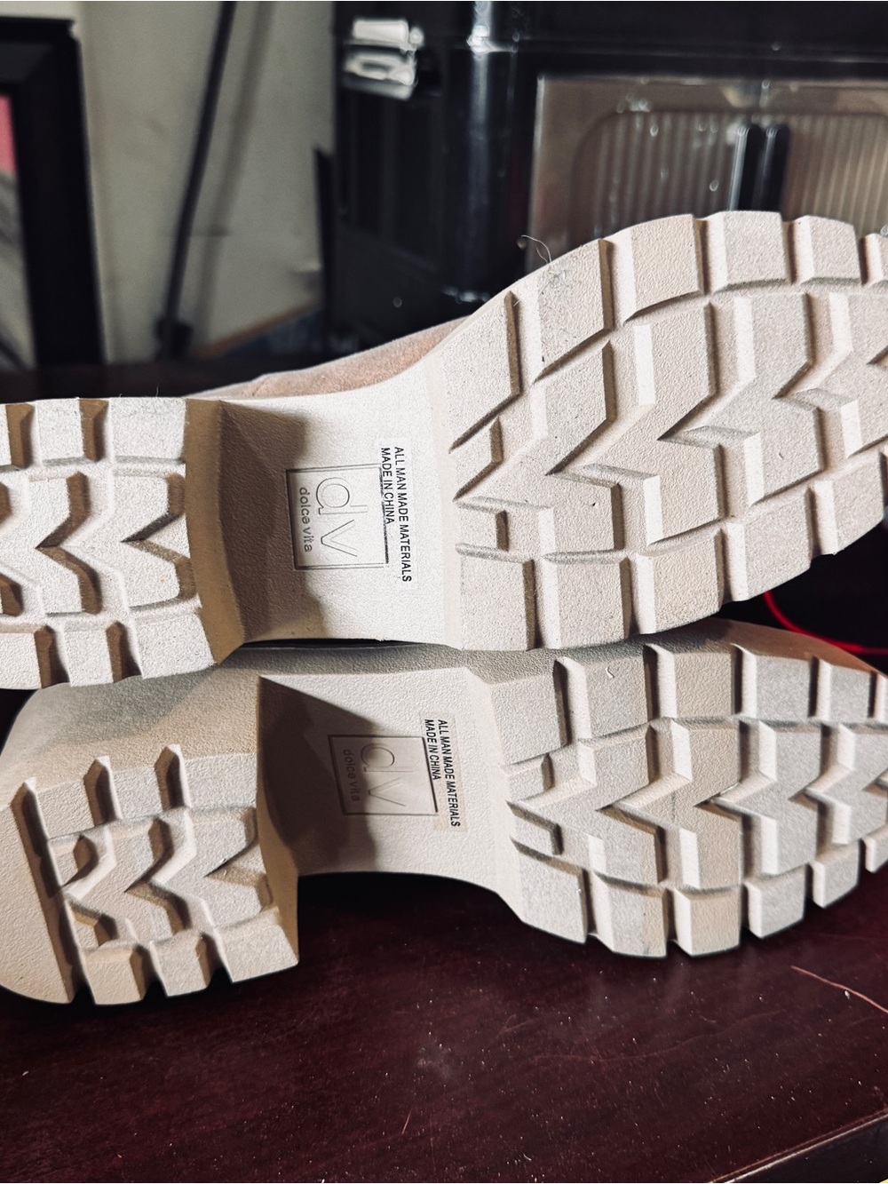 Dolce Vita Taupe Ribbed Chelsea Lug Ankle Boots - Picture 3 of 4